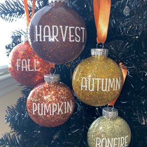 Fall Themed Ornament, Fall Glittered Ornament set of 5, Thanksgiving Ornament, Fall Ornament for Tree, Fall Theme Rae Dun Inspired Ornament
