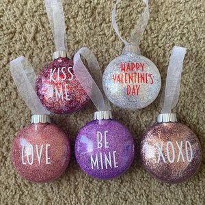 Valentine&#39;s Day Ornaments-Valentines Day Set of Five Ornaments-Set of 5 Valentines Day Glitter Ornaments- Valentines Day Tree Ornaments