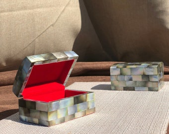 Mactan Mini Jewelry Box