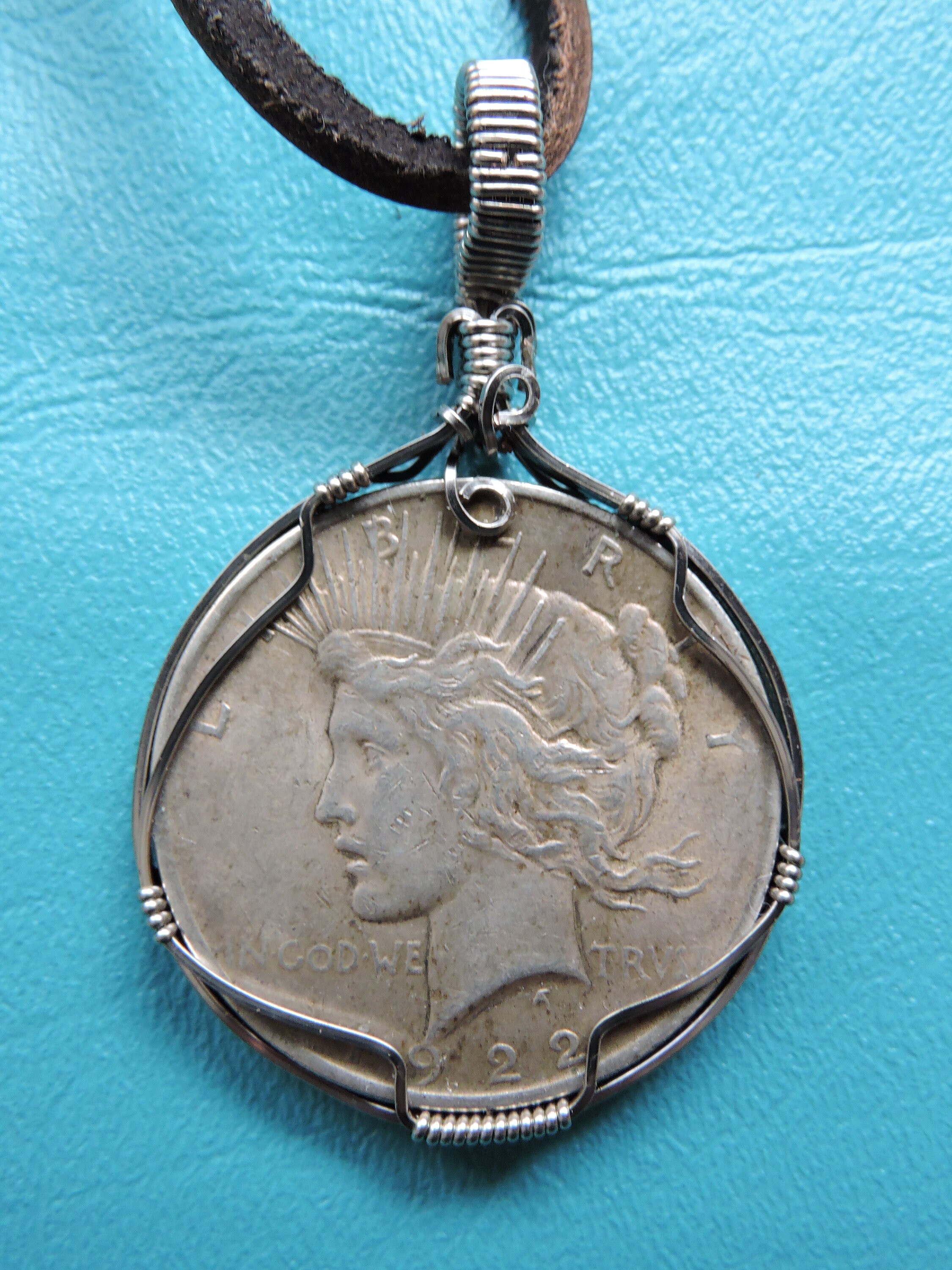 1922 Peace Dollar Silver Dollar Pure 