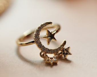 Moon Ring with dangling stars