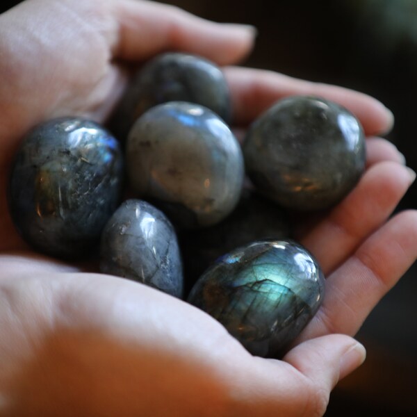 Labradorite Palm stone