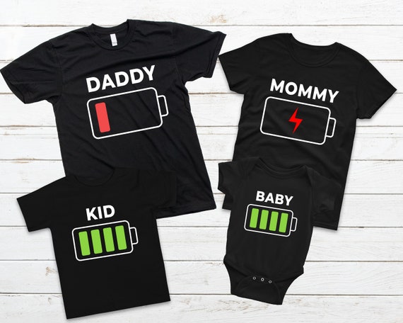 daddy mommy and baby matching shirts