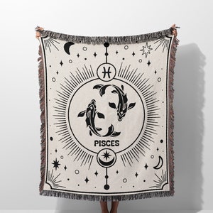 Pisces Blanket Gift Idea, Zodiac Sign Gift for Astrology Lover, Black and White Woven Throw Blanket Tapestry, Birthday Gift for Wife Husband