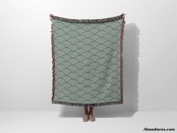 Japanese Wave Pattern Woven Throw Blanket and Tapestry, Forest Green Woven Blanket, Minimalist Japan Blanket for Couch, Home Decoration Gift