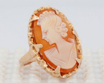 Vintage 10k Yellow Gold Imitation Cameo Cocktail Ring with Scalloped Frame, Made by “A+A Jewellers” of Canada, circa 1990s