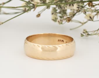 Vintage 10k Yellow Gold Domed Band: Diamond-Cut Mid-Century Unisex Ring, Size 11