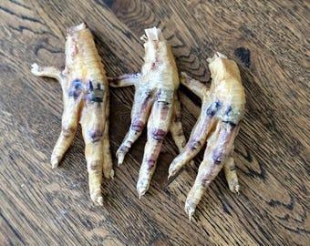 Getrocknete Hühnerfüße - Leckereien für Haustiere