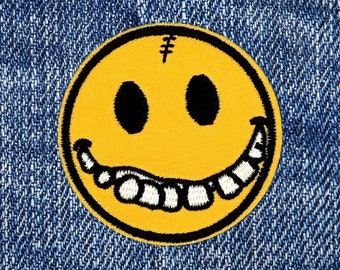 Gay Pride Rainbow Round Smiley face Smiler Iron on Patch Bags Jeans Clothes