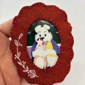 Felt Scalloped Oval Photo Frame PDF Pattern, DIY Embroidery Sewing Pattern, Digital Download