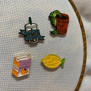 Funny Sayings Needle Minder