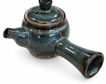 green teapot