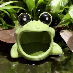 Vintage Green Ceramic Frog Sponge Holder, 70s Ceramic Frog, Open Mouth Frog, Frog Decor, Frog Collectables, Frog Giftware, Green Frog Holder