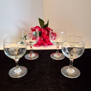 Vintage Rose Wine Cordial Liquor Glasses, Etched Roses, Clear Glass, Barware, Circa 80s, Floral Short Stem Wine Glasses, Victorian Barware