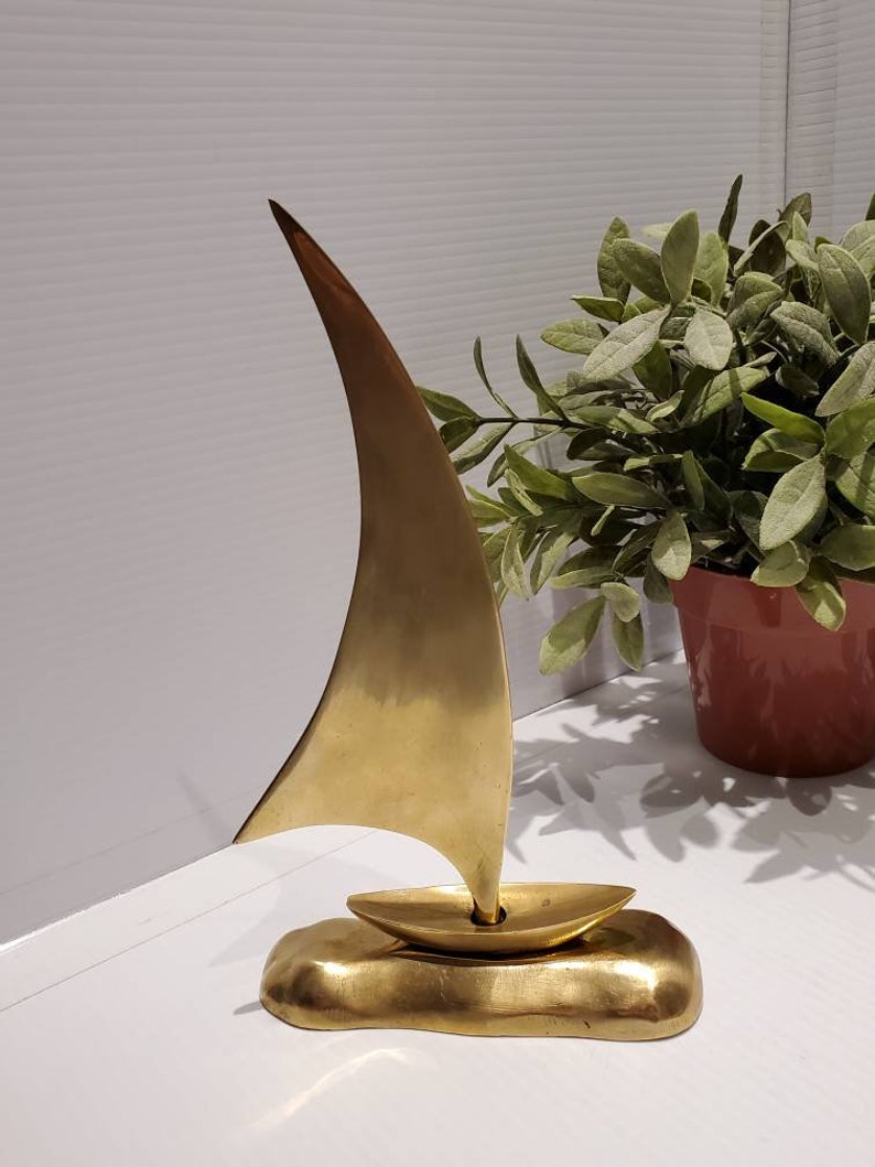 Vintage Brass Sailboat Statue, Beach Decor, Marine Decor, Lakefront Cabin, Ocean Decor, Brass Decor, Boat Decor, Summer Decor, Boys Room image 2