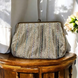 Vintage Multicolor Metallic Kiss Clasp Coin Purse, Old Coin Purse, Metallic Thread Change Purse, 60s Coin Wallet, Retro Metallic Coin Purse