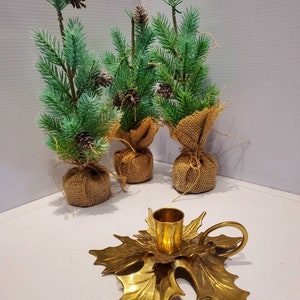 Vintage Brass Christmas Holly Leaf Chamber Candlestick Holder, French Style, Brass Decor, Taper Candle Holders, Bedside Candle Holder