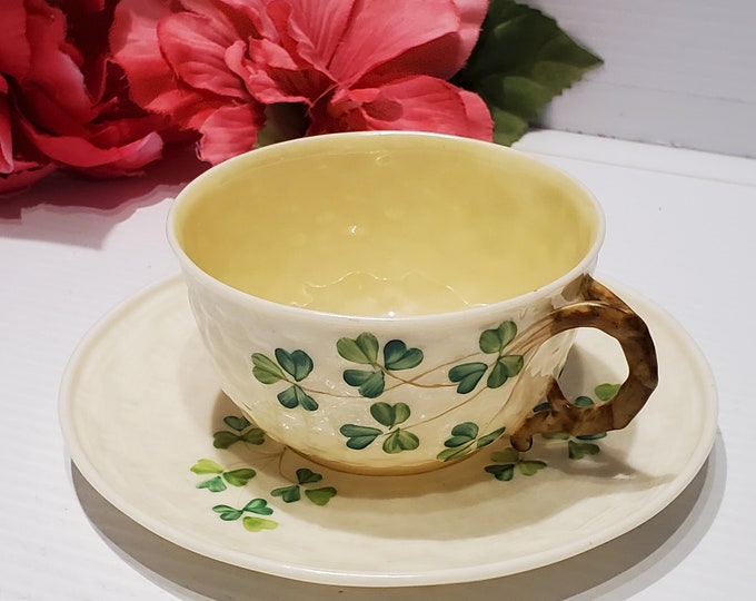 Vintage Irish Pottery Belleek Shamrock Teacup and Saucer Set, 3rd Black ...