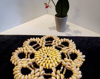 Vintage Sea Shell Trivet Hot Pad, Boho, Shell Doily Wall Art, Cottage Kitchen, Sea Shell Decor, Hawaii Kitchen Shell Art, Mid Century, Ocean