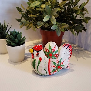 Vintage Primitive Wood Hen With Egg Figurine, Folk Art, Hen Decor, Country Decor, Rustic Wood Art, Hand Carved Painted, Primitive Decor