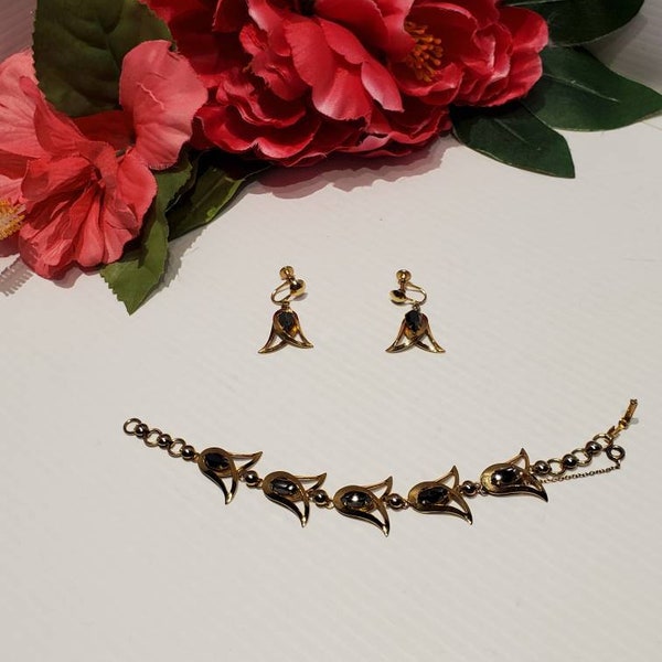 Vintage Titan Gold Filled 10k Black Alaskan Floral Bracelet And Screw Back Earring Set, Black Alaskan Jewelry, Signed Tulip Link Bracklet