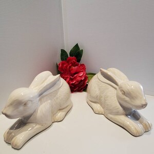 Vintage Set Ceramic Bunny Statues, Rustic Bunny Decor, Garden Bunnies, Easter Decor, White Bunny Statues, Shabby Chic Bunnies, Old Bunnies