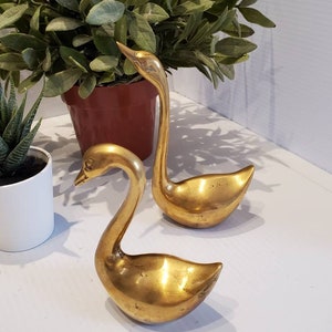 Vintage Brass Swan Figurines,  Paperweights, Mid Century, Brass Collectibles, Swan Decor, Brass Decor, Brass Animals, Brass Bird Figurines