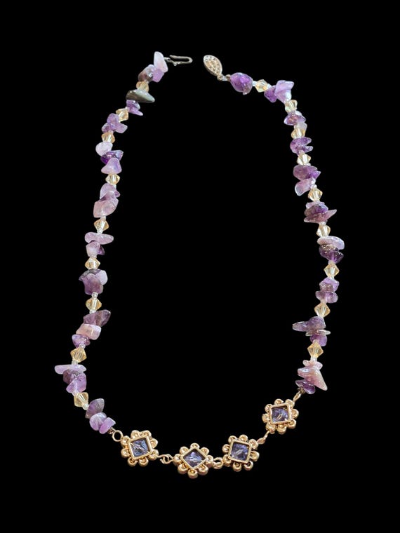 Vintage Amethyst Stone Beaded Necklace, Amethyst Jewelry, Amethyst Chip Necklace, Amethyst Crystal Necklace, Amethyst Giftware