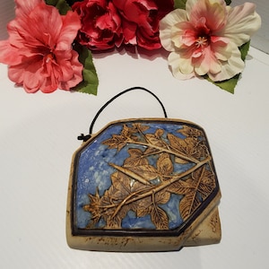 Vintage Malaysian Art Pottery Wall Pocket, Ceramic Wall Vase, Handmade Pottery, Country Pottery Wall Decor, Artisan Pottery, Malaysia Gifts