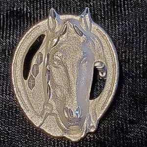 Vintage Silver Tone Horse Brooch, Horse Jewelry, Equestrian Jewelry, Equestrian Gifts, Western Jewelry, Western Fashion, Pewter Horse Brooch