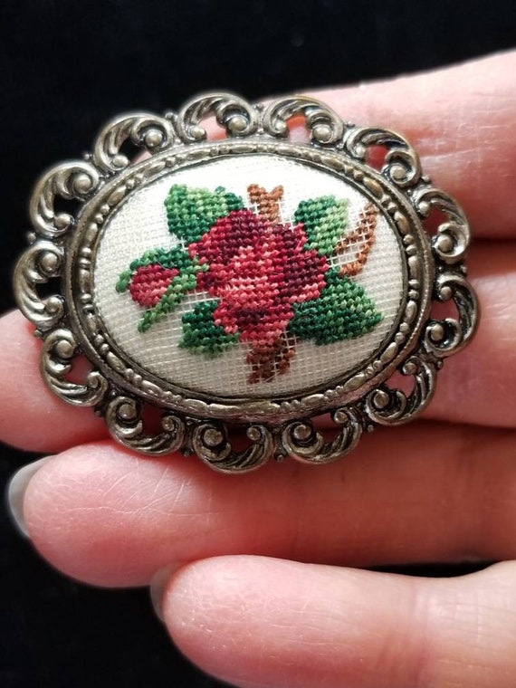 Vintage Petit Point Rose Brooche And Clip On Earr… - image 2