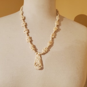 Vintage Hand Carved Bovine Bone Elephant Necklace, Elephant Jewelry, Boho Elephant Necklace, Elephant Gifts, Boho Jewelry, Elephant beads