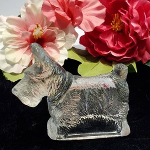 Vintage Clear Glass Scotty Scottish Terrier Candy Container, Scottish Terrier Glass Figurine, Old Glass Scotty Dog, Scottish Terrier Gifts