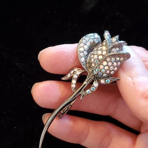 Vintage Butler Aurora Borealis Rhinestone Rose Brooch, Signed Butler, Butler Jewelry, Rose Jewelry, Long Stem Rose Brooch, Flower Jewelry