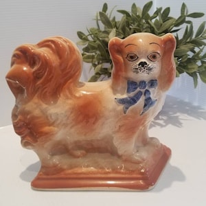 Antique English Porcelain Staffordshire Spaniel Dog Statue, Dog Decor, Gifts For Dog Lovers, Old Ceramic Dog Statue, Antique Mantle Dog