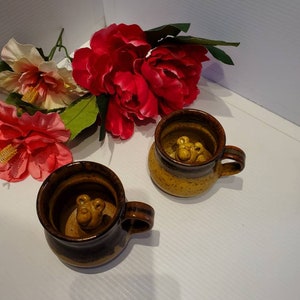 Vintage Set Peek A Boo Pottery Bear Mugs, Handmade Pottery, Bear Dishware, Marked Pottery, Bear Giftware, Bear Coffee Mug Set, Bear Teacups
