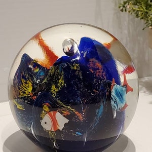 Vintage Fish Aquarium Glass Paperweight, Art Glass, Blown Glass Fish Paperweight, Ocean Decor, Marine Life Decor, Fish Decor, Coastal Beach
