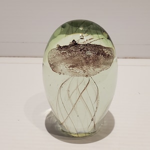 Vintage Purple Jellyfish Glass Mini  Paperweight, Beach House Decor, Office Decor, Blown  Glass Paperweights, Marine Life Decor, Ocean Decor