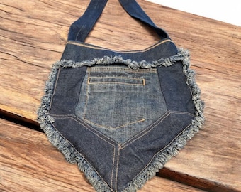 Vintage återvunnen denim patchwork axelväska, quiltad denimhandväska, handsydd denimlappväska, boho hippie denimväska, hippieväska