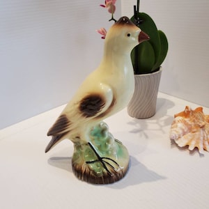 Vintage Ceramic Bird Figurine, Bird Decorations, Bird Collectibles, Bird Statues, Bird Watcher Gifts, Exotic Bird Ornament, Bird Knick Knack