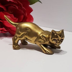 Vintage Brass Cat Figurine, Brass Playful Cat, Kitsch Cat, Cat Decor, Cat Collectibles, Cat Figurines, Cat Giftware, Brass Collectibles