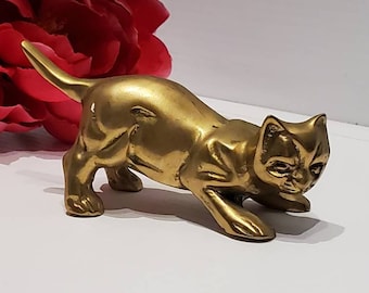 Vintage Brass Cat Figurine, Brass Playful Cat, Kitsch Cat, Cat Decor, Cat Collectibles, Cat Figurines, Cat Giftware, Brass Collectibles