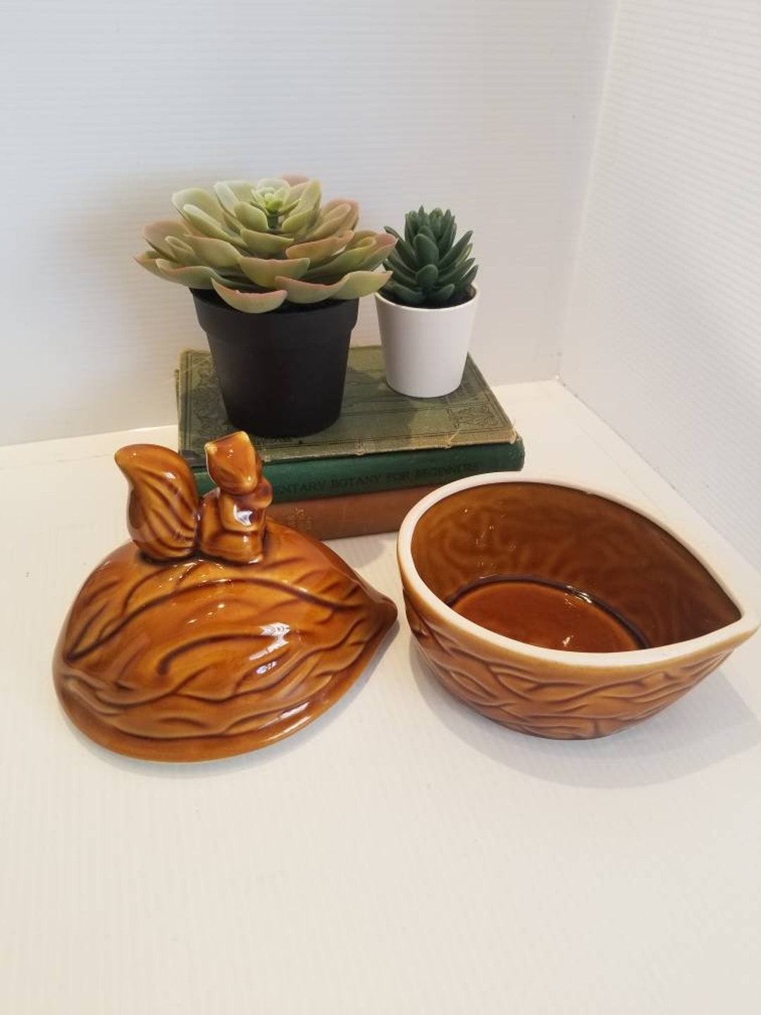 Vintage Ceramic Squirrel Nut Candy Dish With Lid, Old Nut Candy Bowls, Squirrel Collectibles