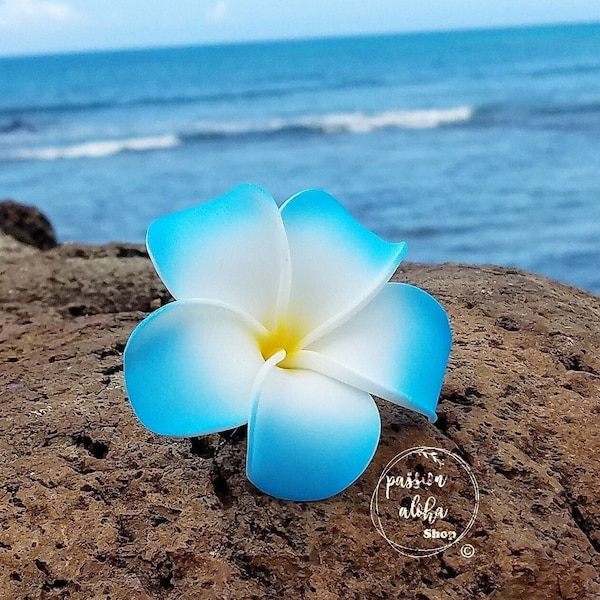 Plumeria Hair Clip, Tropical Hair Clip, Bride Headpiece, Wedding Hair Flower, Bridal Headpiece, Beach, Fascinator, Hawaiian Hair Clip, Blue