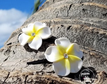 Plumeria Hair Clip Set, Frangipani, Tropical Hair Clip, Wedding Hair Flower, Bridal Headpiece, Beach Party, Hawaiian Jewelry, Fascinator
