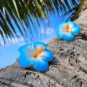 Hibiscus Flower Hair Clip, Tropical Hair Clip, Bride Headpiece, Wedding Hair Flower, Bridal Headpiece, Beach, Fascinator, Hawaiian, Blue