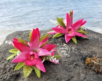 Triple Orchid Hawaiian Flower Hair Clip, Tropical Hair Clip, Flower Fascinator, Flower Brooch, Silk Flower Hair Clip, Wedding Headpiece