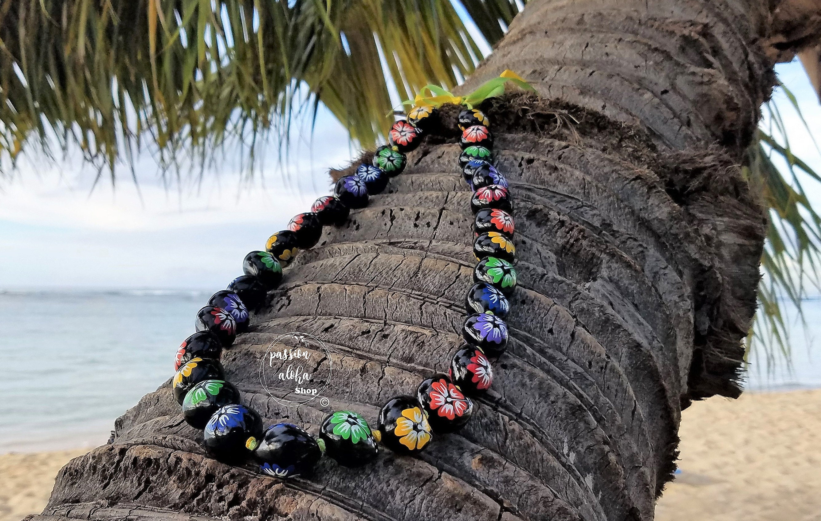 Hawaiian Kukui Nut 50 Loose Pieces GREEN Turtles Hawaii Hula Graduation Wedding 