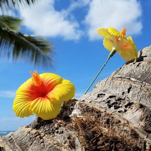 Hibiscus Hair Stick, Tropical Flower, Hawaiian Flower Hair Pick, Ear Flower, Hair Flower Stick, Ear Stick, Beach Party, Bridal Headpiece