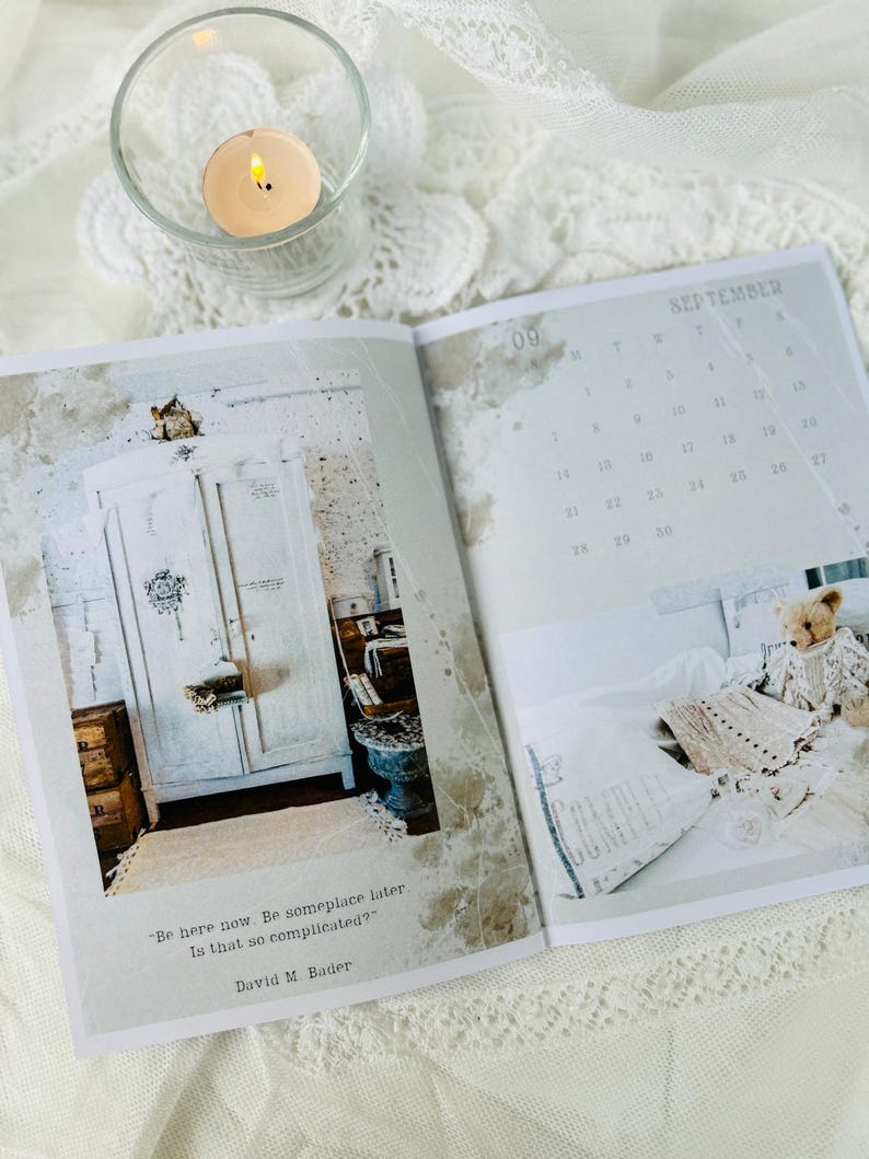 Printable Booklet Calendar 2025. From Los Mimis Armoire- Printable ...